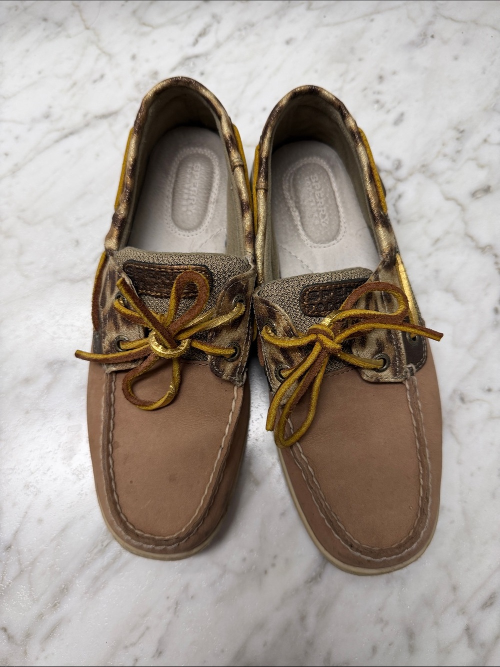 Sperry Womens Tan & Leopard Boat Shoes with Brown/Gold Laces.